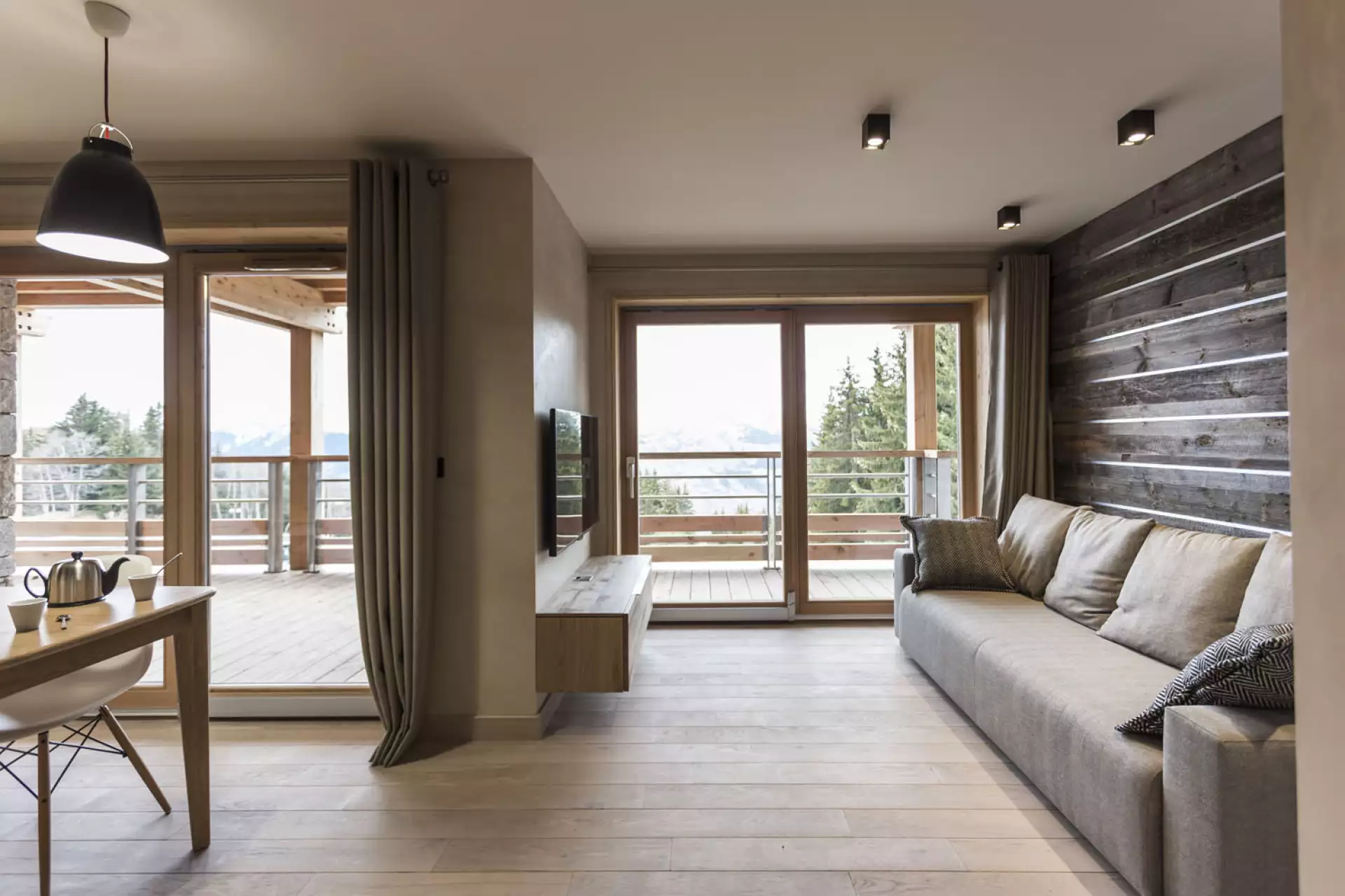Luxury appartment  Near the slopes  Balcony  Free Wifi